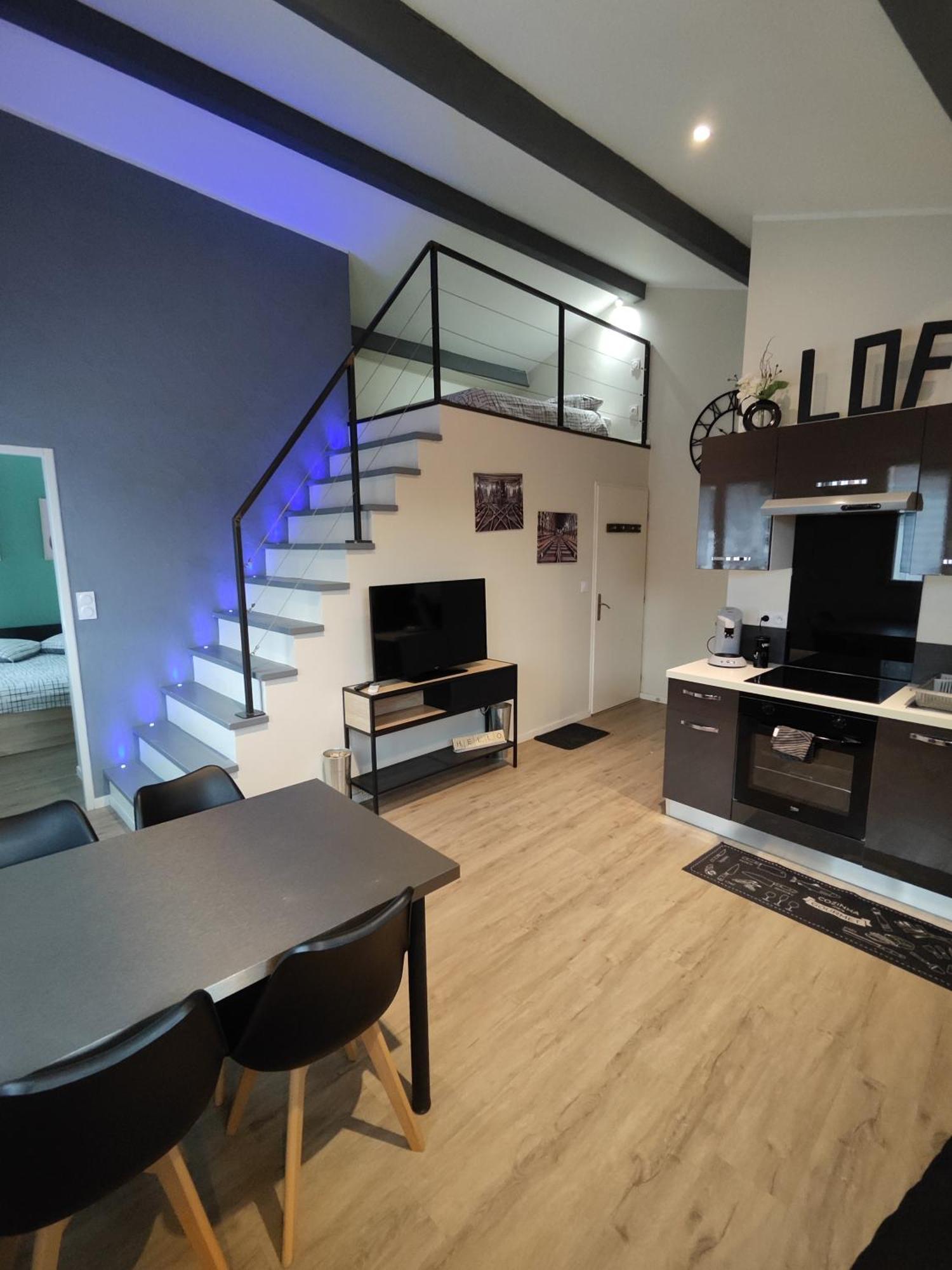 Loft, Studio And Love Rooms Bourg-Saint-Christophe ภายนอก รูปภาพ