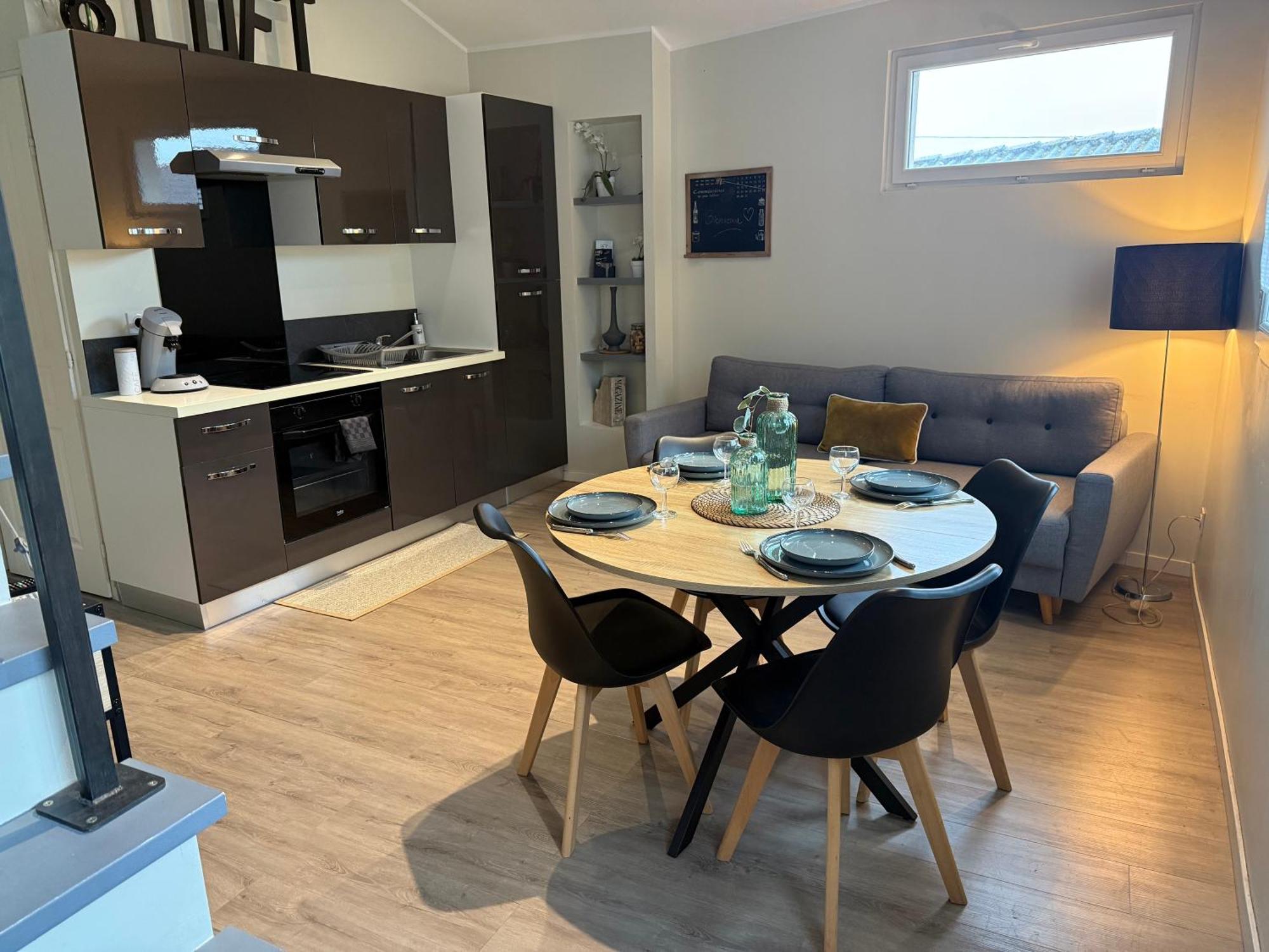 Loft, Studio And Love Rooms Bourg-Saint-Christophe ภายนอก รูปภาพ