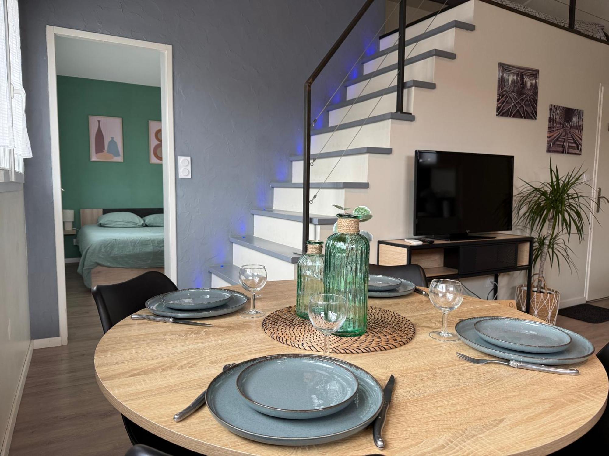 Loft, Studio And Love Rooms Bourg-Saint-Christophe ภายนอก รูปภาพ