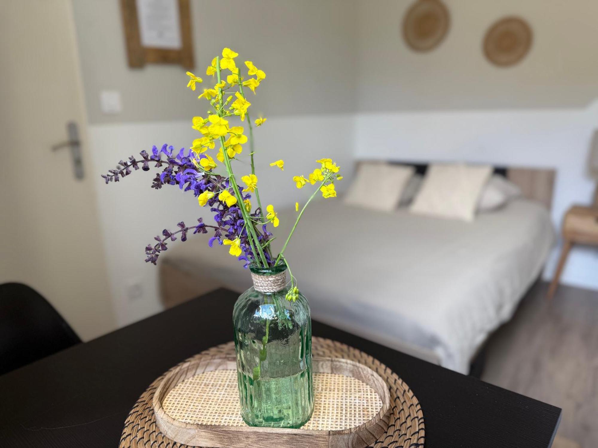 Loft, Studio And Love Rooms Bourg-Saint-Christophe ภายนอก รูปภาพ